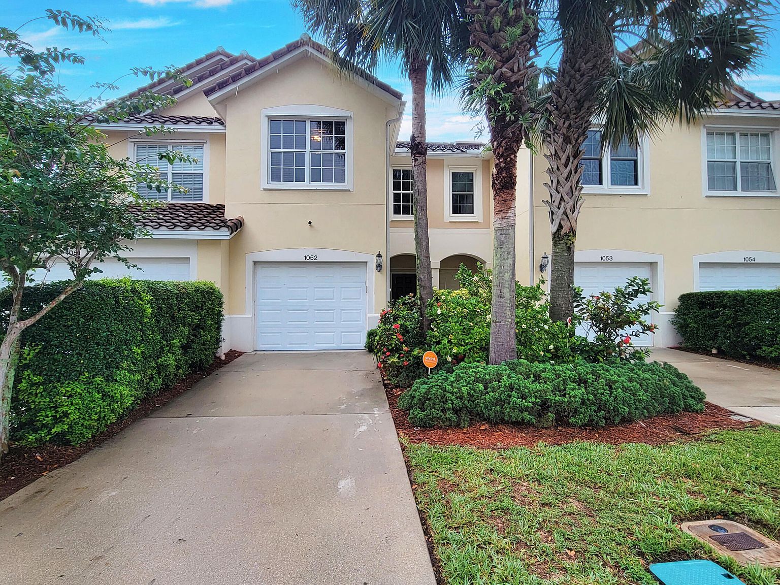 1052 Pinewood Lake Ct, Greenacres, FL 33415 Zillow