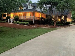 140 Longleaf Dr, Spartanburg, SC 29302