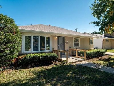 7719 W Fiebrantz AVENUE, Milwaukee, WI, 53222