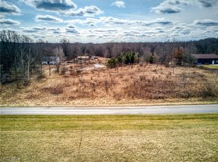 Williams Rd, Diamond, OH 44412