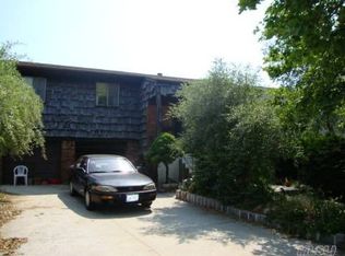 3130 Shore Rd, Bellmore, NY 11710