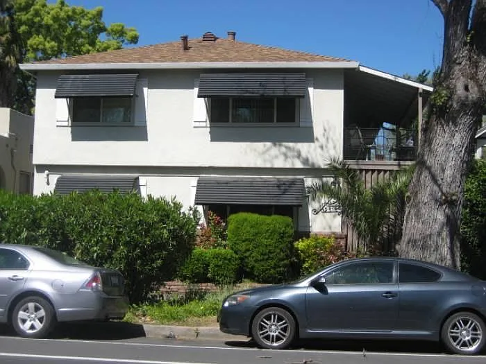 2515 P St #9