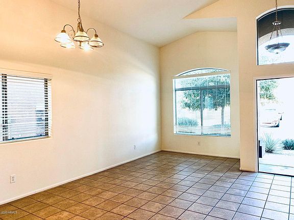 3rd image of 10205 W Whyman Ave