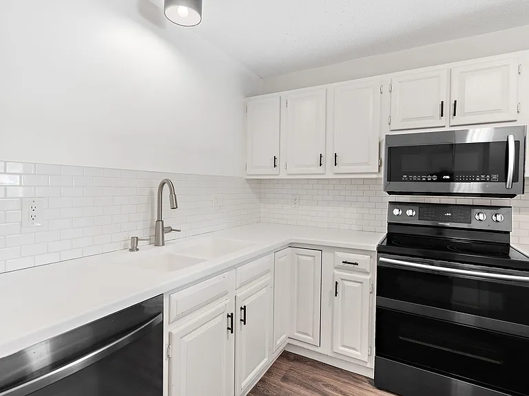 4625 Minnetonka Blvd #102 — Photo 6