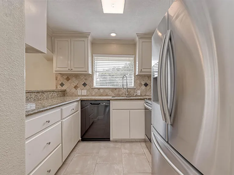 4126 Brookston St — Photo 12