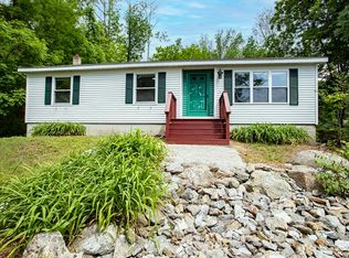 75 Mechanic St, Barre, MA 01005