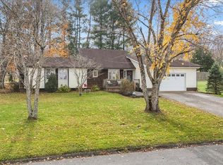 109 Heather Ln, Johnson City, TN 37601