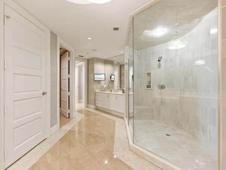 4501 Gulf Shore Blvd N #404 — Photo 30