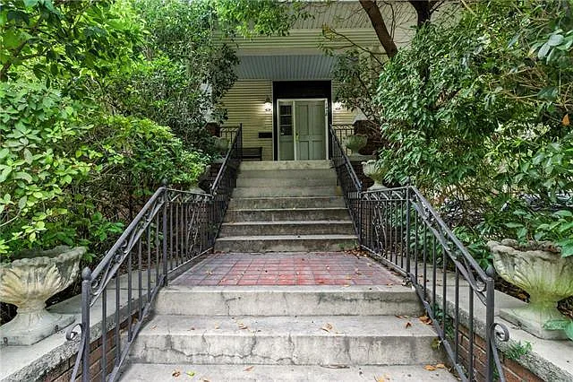 Building Photo - 1438 Broadway St #A