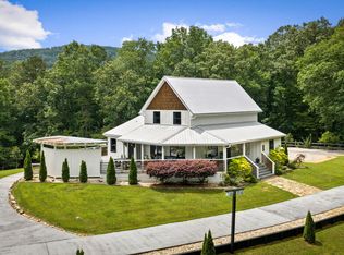 657 Campbell Camp Cir, Blue Ridge, GA 30513