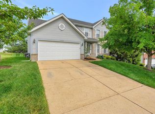 17468 Hilltop Ridge Dr, Eureka, MO