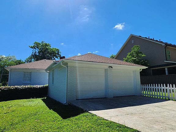 Backyard / Garage View