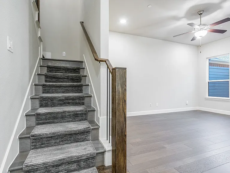 8071 Canal St — Photo 15
