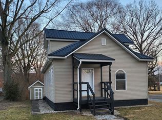 177 W Riverside Dr, Peru, IN 46970