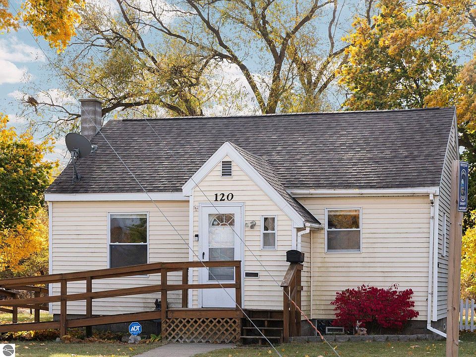 1st image of 120 Ayer St