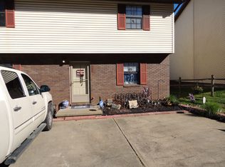 102 McGrew Dr #1, Elkview, WV 25071