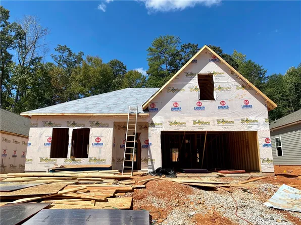 280 Carvel Trl, Seneca, SC 29678