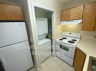1657 N 5th St APT 203, Laramie, WY 82072