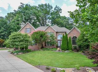 11021 Live Oak Ct, Evansville, IN 47725