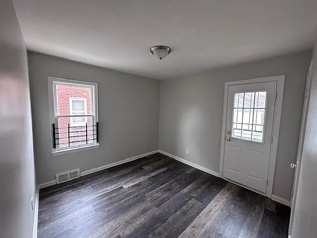 11494 Wayburn St — Photo 11