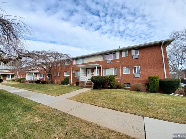 1315 Anderson Ave #27-1527, Fort Lee, NJ 07024