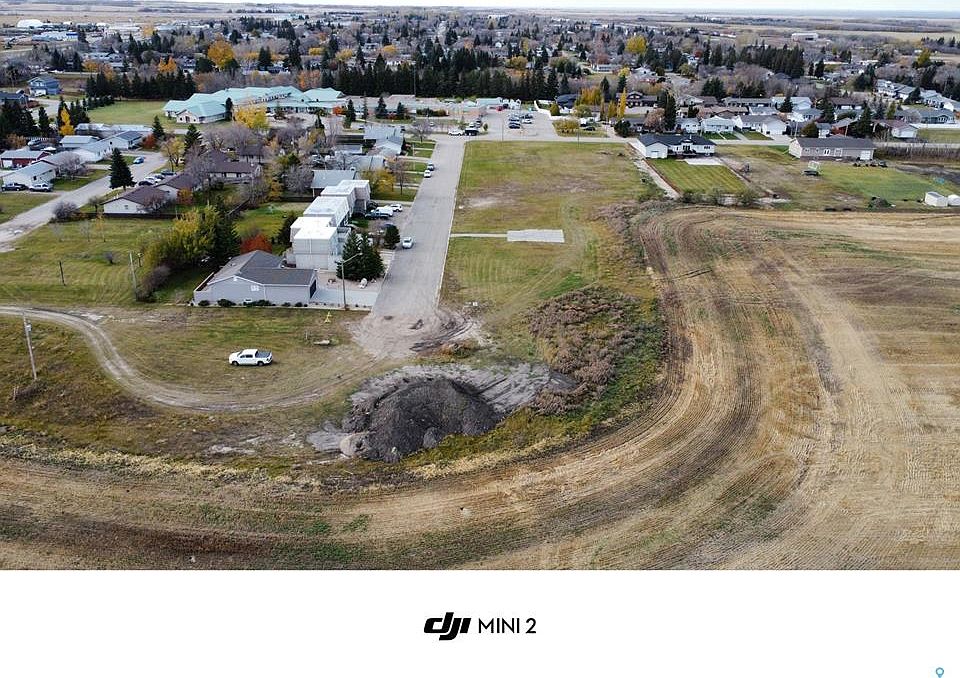 2nd image of 218 Bergmann AVENUE