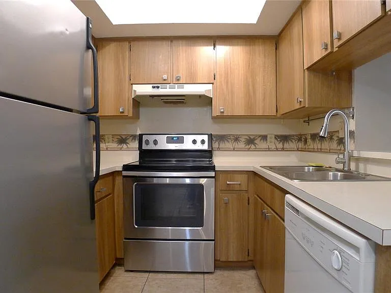 608 Lynchburg Dr — Photo 7