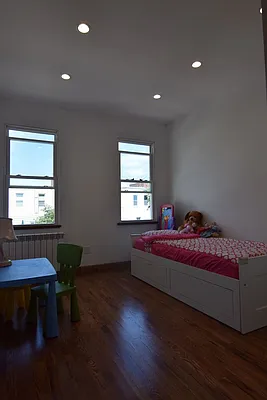 Rented by Coda Real Estate NYC | media 16