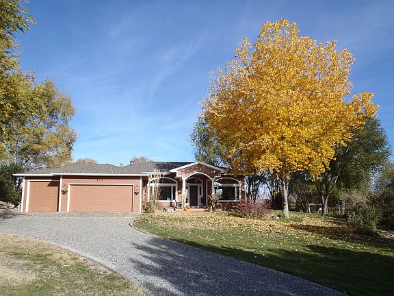 2nd image of 670 Canyon Creek Dr