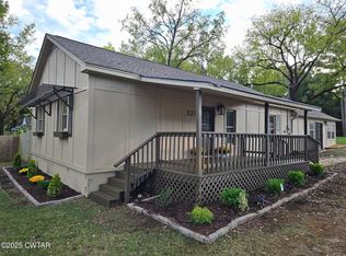 527 Chester Levee Rd, Jackson, TN 38301