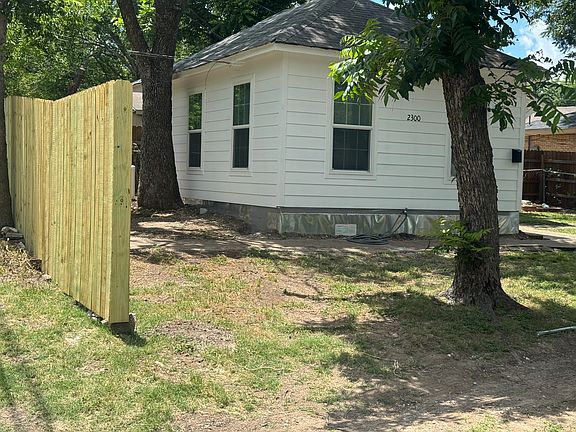 Pic shows Entry point into the unit from the Alley on the N 23rd St side