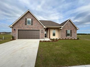 295 Kings Wood Ave, Thibodaux, LA 70301