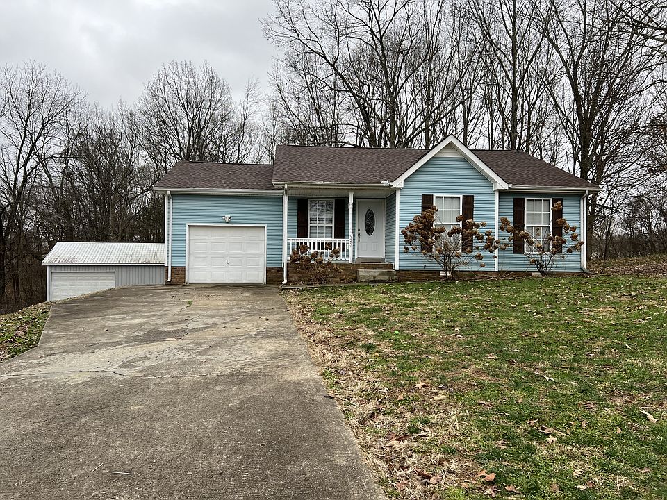 1st image of 925 Merritt Lewis Ln