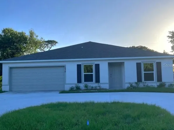1036 SE Floresta Dr, Port Saint Lucie, FL 34983