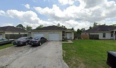 6630 Rio Dr