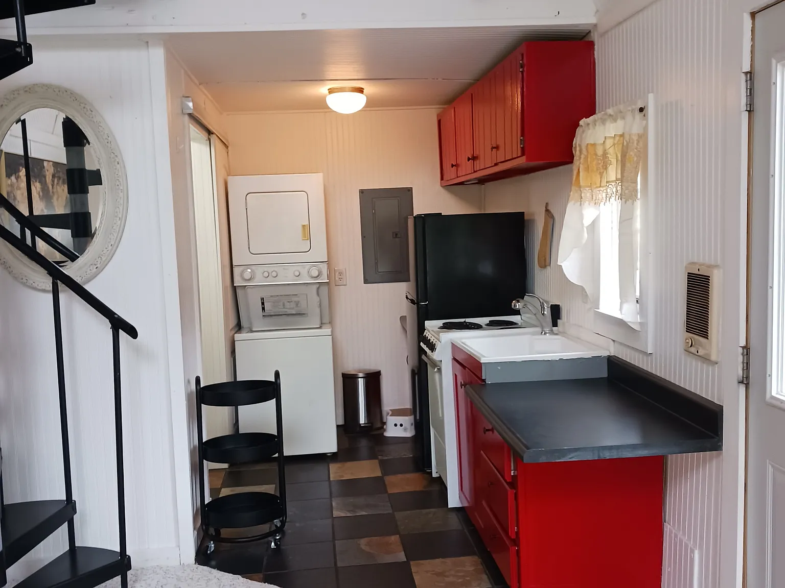 1 bed, 450 sqft, $750 — Photo 3