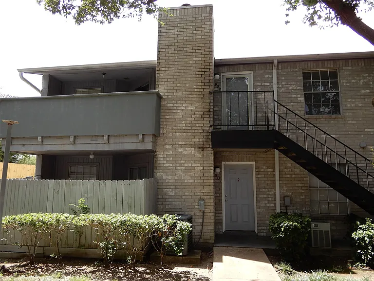 9797 Leawood Blvd #902 — Photo 1
