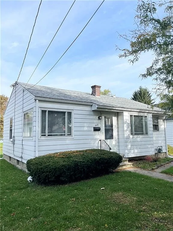 2 bed, 1.0 bath, 720 sqft, $1,250 — Photo 1