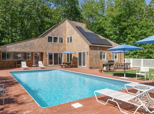 11 Wagon Ln, East Hampton, NY 11937