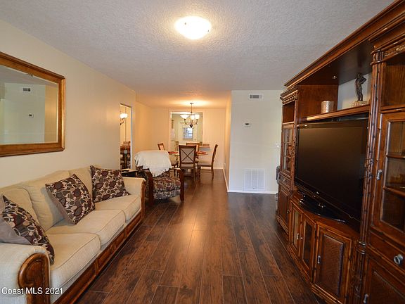 2nd image of 5441 Hansel Ave #17