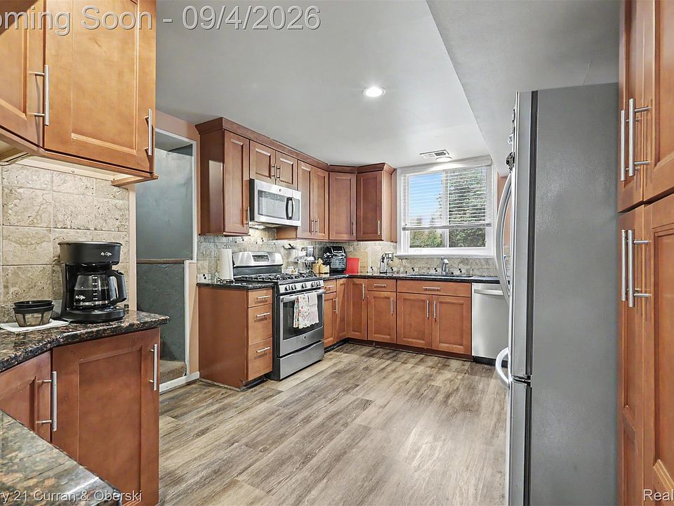 1869 Middle Trail Rd, photo 4