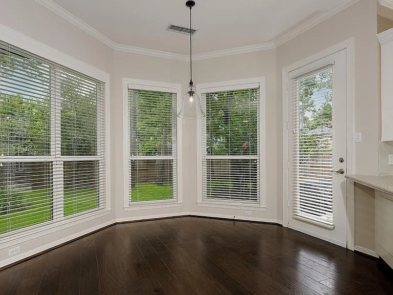 14 Graceful Elm Ct — Photo 17