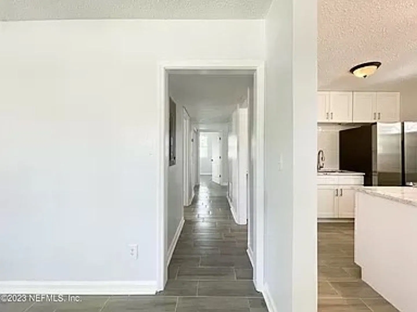 3 Bedroom Single Family Home in Jacksonville — Photo 4