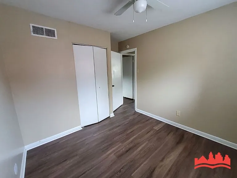 4095 Kenosha Rd — Photo 11
