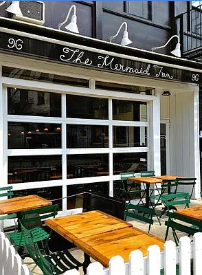 Rented by Douglas Elliman | media 23