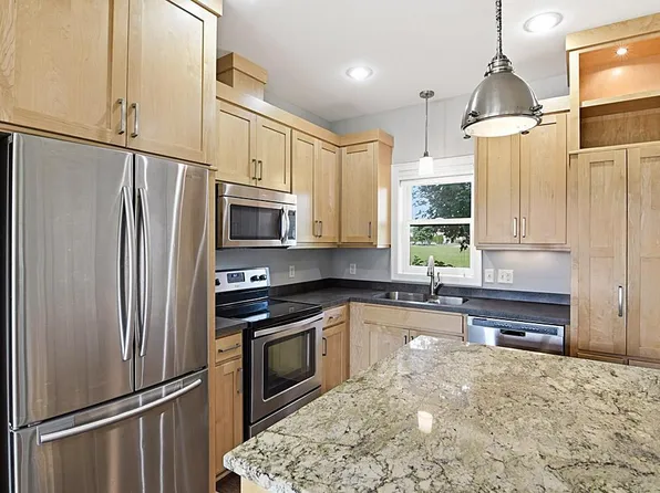 145 Colman Ct, Saint Joseph, MN 56374