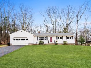 23 Monument Hill Rd, Chelmsford, MA 01824