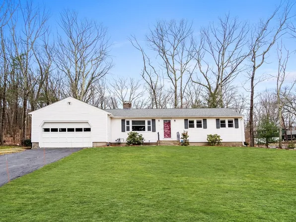 23 Monument Hill Rd, Chelmsford, MA 01824