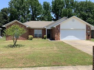 2408 Versailles Dr, Cabot, AR 72023
