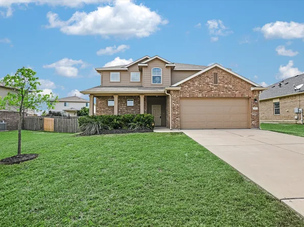 409 Kingfisher Ln, Kyle, TX 78640